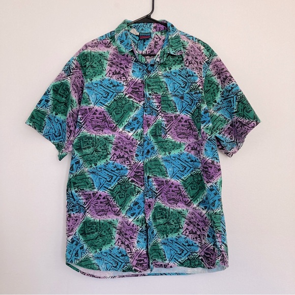Maui Trading Company Hawaiian button down abstract geometric pattern - Picture 1 of 6